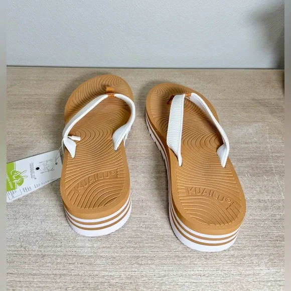 NWT KUAILU Sandal Flip Flop Thong Yoga Cushion Elegant White Tan Women Size 8 - Picture 3 of 10